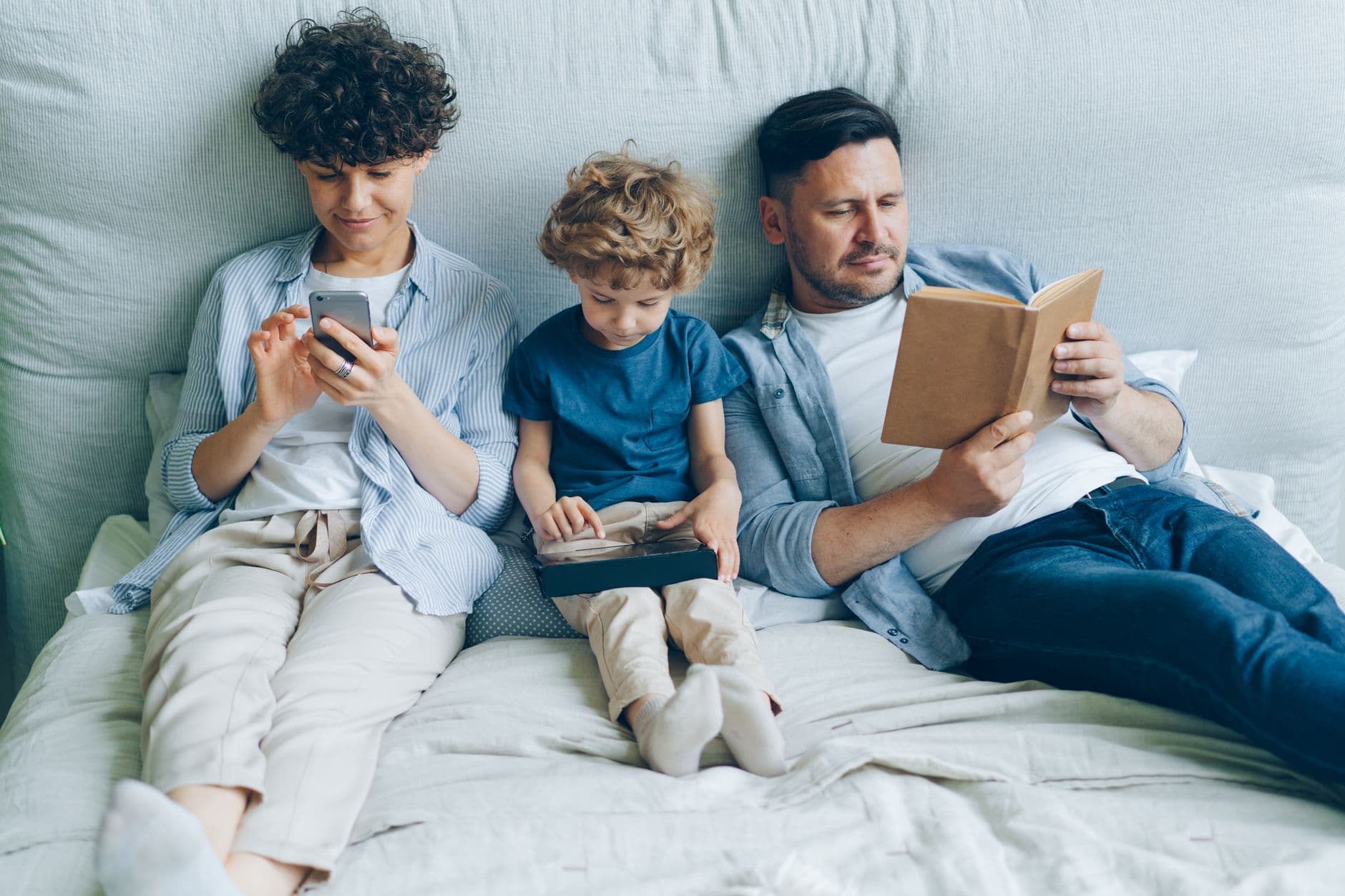 mobiles & tablets image